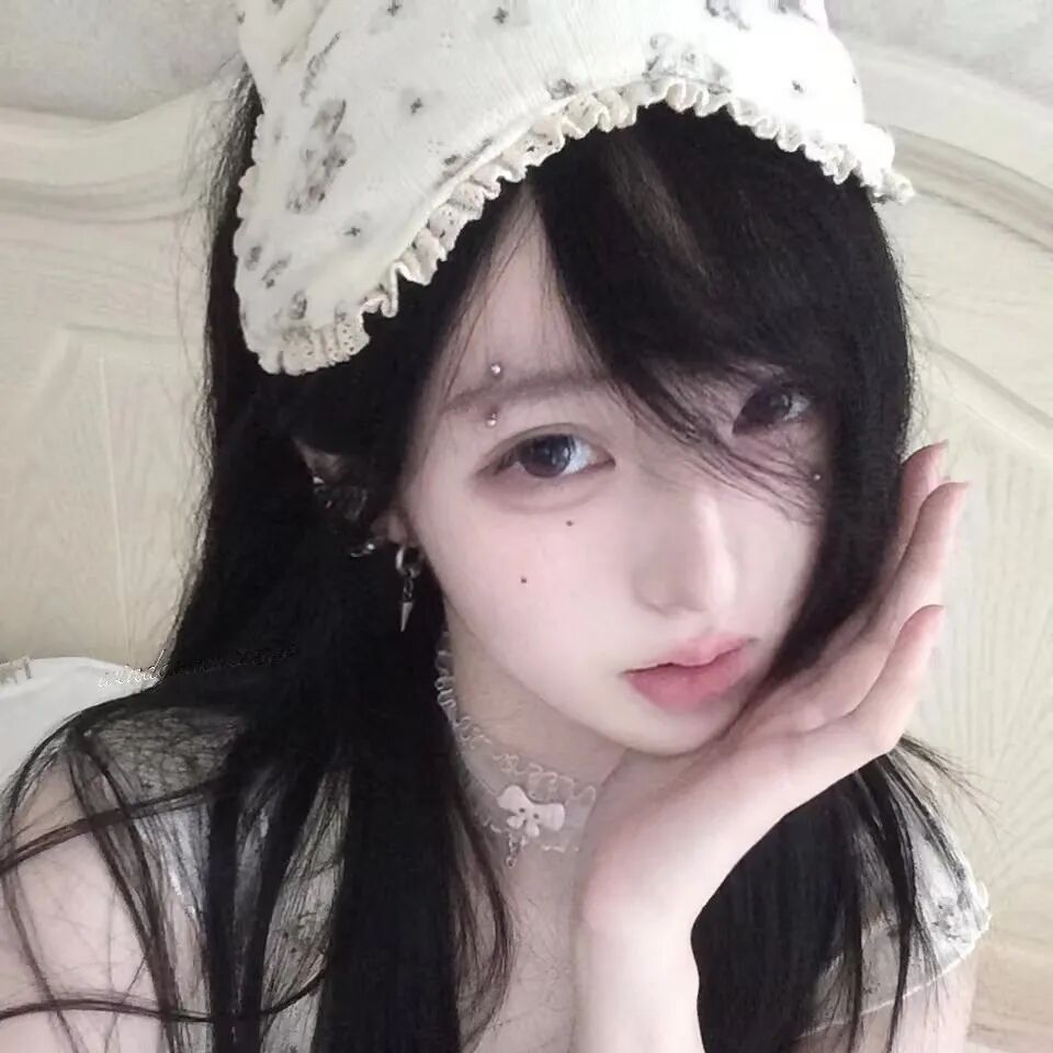 装乖总露馅