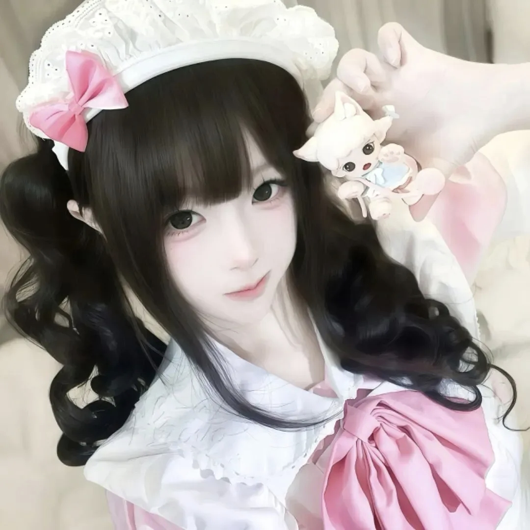 小苒OVO