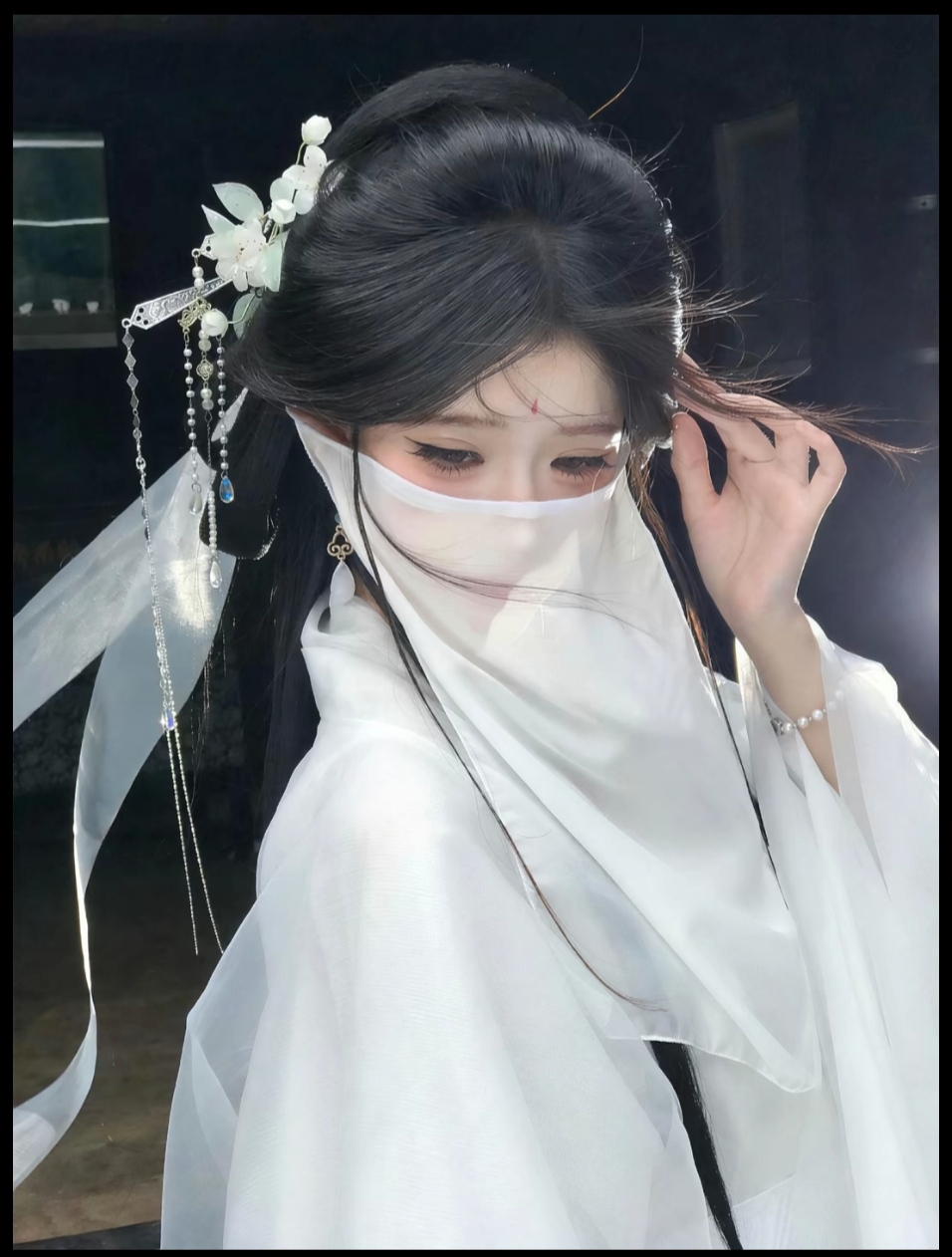 张忆灵